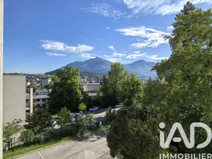 Apartment in Chambéry (73000)