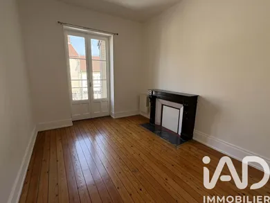 Apartment in Louhans (71500)