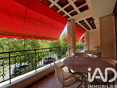 Appartement à Aix-en-Provence (13100)