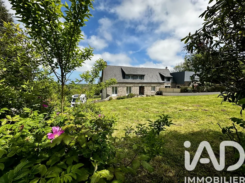 Maison 5 pièces 128 m² · à La Hague · 128 m² · 322 500 €