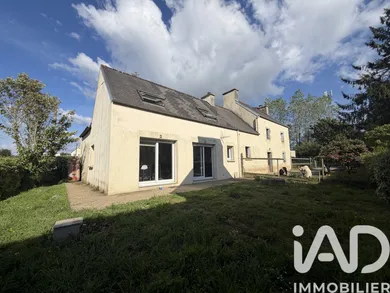 House in Landivisiau (29400)