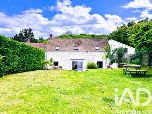 House in Bazoches-sur-Guyonne (78490)