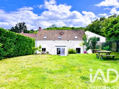 House in Bazoches-sur-Guyonne (78490)