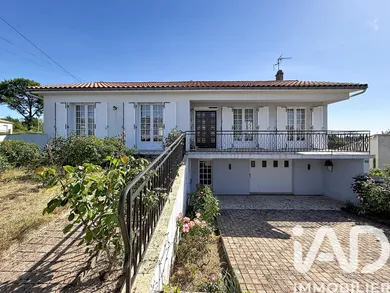 Maison traditionnelle à Azay-sur-Thouet (79130)