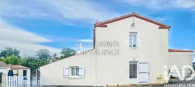 Village house in Saint-Vincent-Sterlanges (85110)