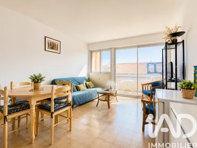Apartment in Saint-Raphaël (83700)