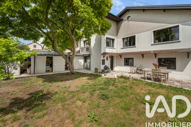 Maison à Noisy-le-Grand (93160)