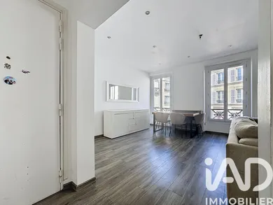 Apartment in Paris (75009)