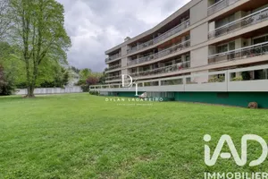 Apartment in Saint-Gratien (95210)