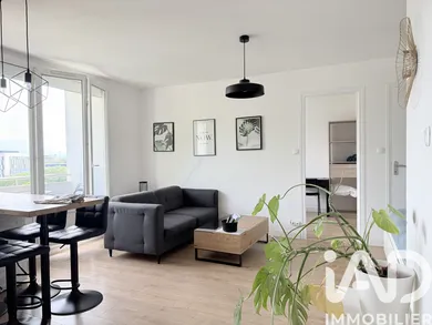 Apartment in Saint-Martin-le-Vinoux (38950)