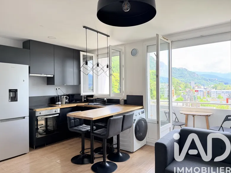 Appartement 3 pièces 49 m² · à Saint-Martin-le-Vinoux · 49 m² · 125 000 €