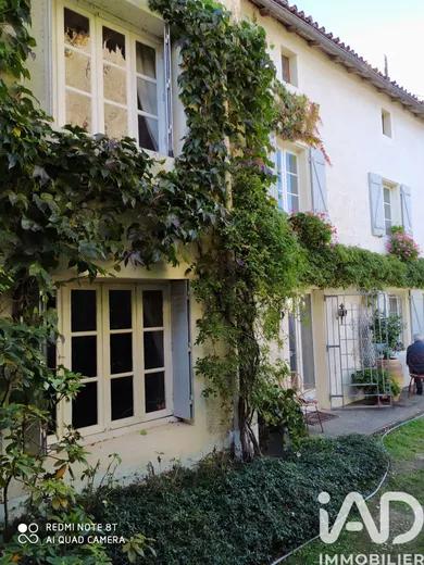 Townhouse in Saint-Romain (86250)