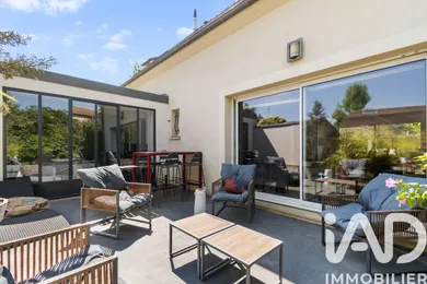 House in Saclay (91400)