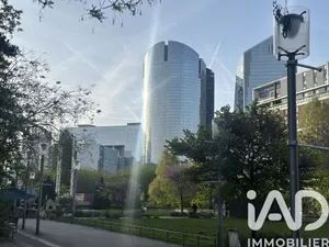 Apartment in Nanterre (92000)
