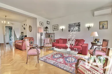 Apartment in Marseille (13008)