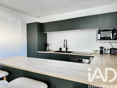 Townhouse in Indre (44610)