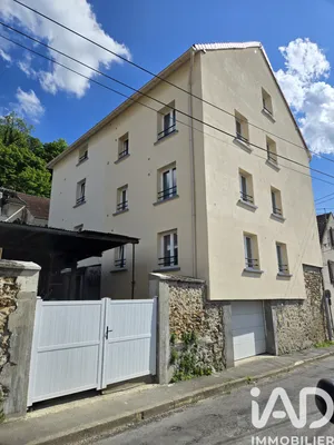 Building in La Ferté-sous-Jouarre (77260)