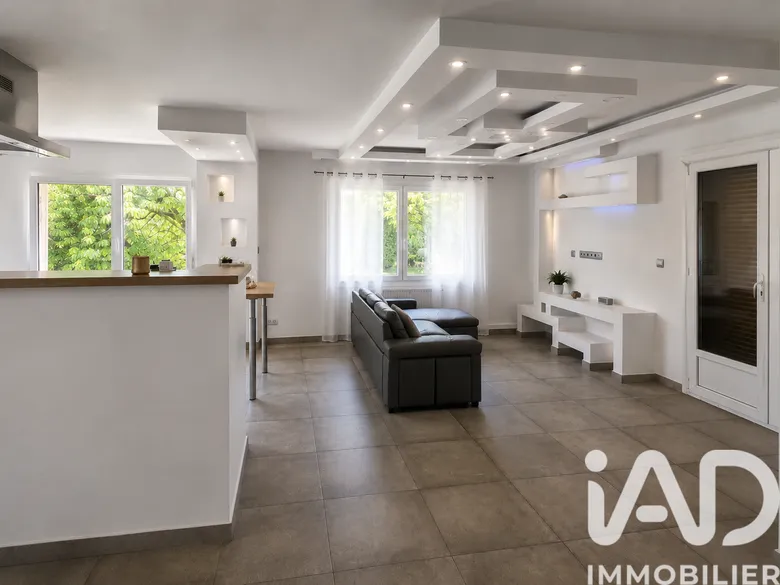 Maison 7 pièces 209 m² · à Besançon · 209 m² · 350 000 €