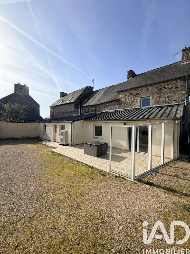 Maison 4 pièces 128 m² · à Corseul · 128 m² · 212 500 €