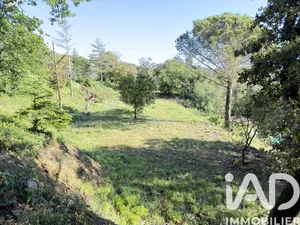 Terrain à bâtir à Oms (66400)