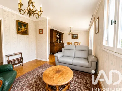 Apartment in Noisy-le-Grand (93160)
