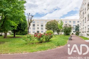 Apartment in Rueil-Malmaison (92500)