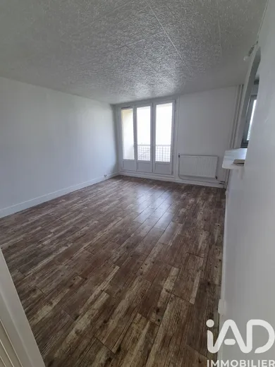 Apartment in Chilly-Mazarin (91380)