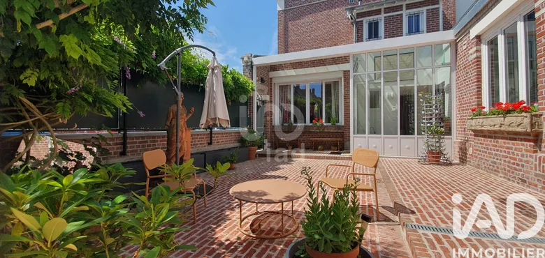 Maison 9 pièces 250 m² · à Amiens · 250 m² · 495 000 €