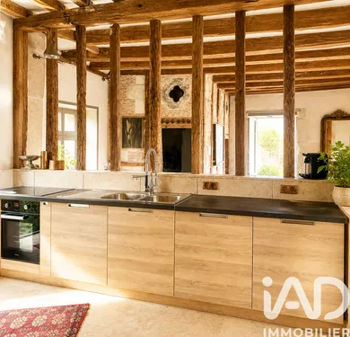Townhouse in Pernay (37230)