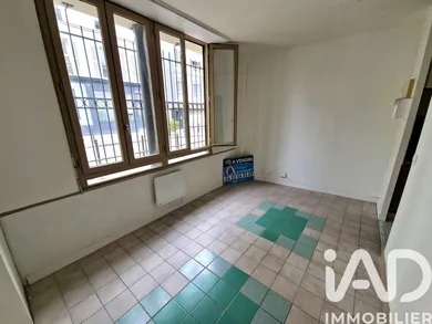 Studio à Paris (75011)