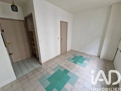 Studio à Paris (75011)