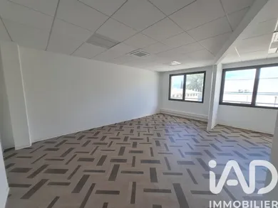 Commercial walls in Carpentras (84200)