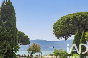 Immeuble à Le Lavandou (83980)