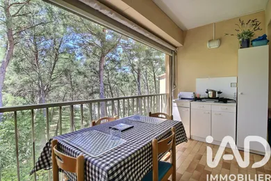 Apartment in Sanary-sur-Mer (83110)