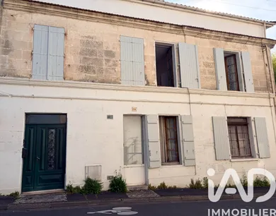 Immeuble à Angoulême (16000)