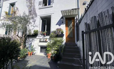 Maison à Paris (75019)