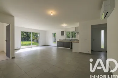Maison à Chamadelle (33230)