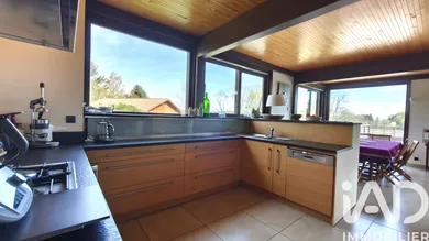 Maison d'architecte à Apinac (42550)