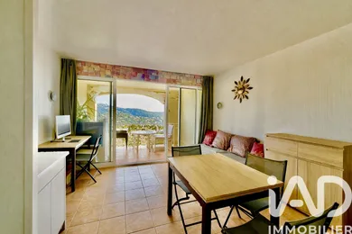 Appartement à Roquebrune-sur-Argens (83380)