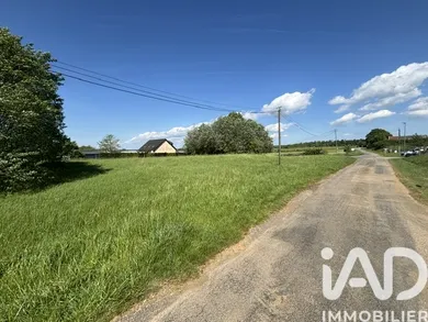 Terrain à bâtir à Neuville-lez-Beaulieu (08380)