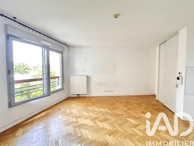 Apartment in Vélizy-Villacoublay (78140)