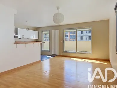 Apartment in Rouen (76000)