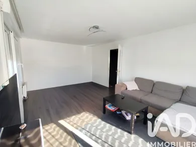 Appartement à Chanteloup-les-Vignes (78570)