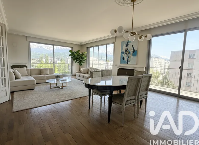 Appartement 4 pièces 122 m² · à Grenoble · 122 m² · 215 000 €