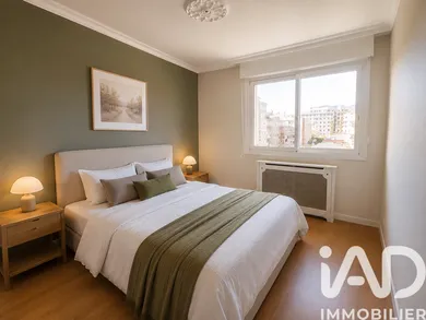 Apartment in Grenoble (38100)