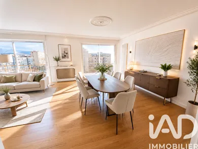 Apartment in Grenoble (38100)