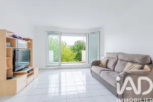 Apartment in Viry-Châtillon (91170)