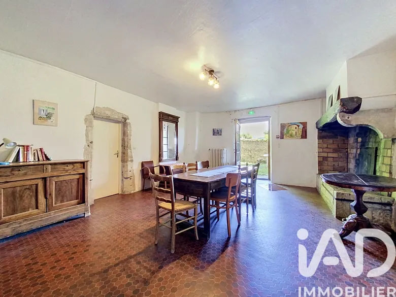 Maison 6 pièces 139 m² · à La Bégude-de-Mazenc · 139 m² · 160 000 €