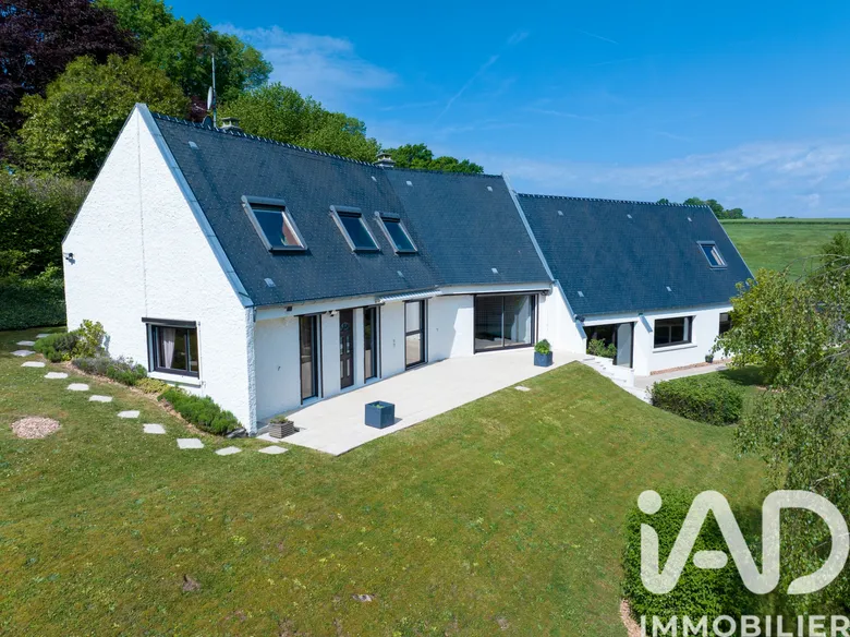 Maison 8 pièces 184 m² · à Longpont · 184 m² · 349 000 €