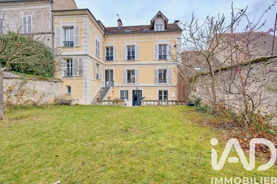 Mansion in Verrières-le-Buisson (91370)